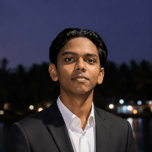 best digital marketing expert in calicut standing photo